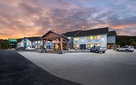Everspring Inn & Suites